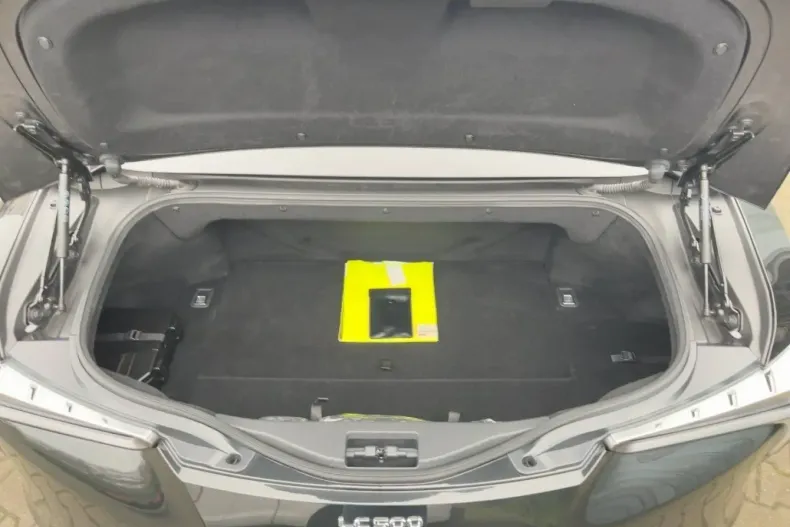 Lexus LC 500 din 2024 cu 11.873 km - oferta LEX181839 - foto 19