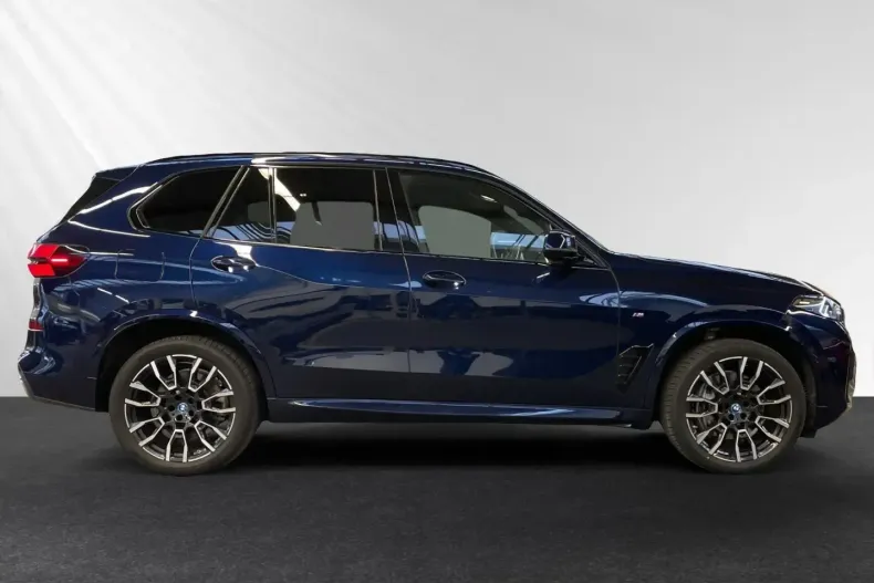 BMW X5 (Seria X) din 2025 cu 7.800 km - oferta BMW181843 - foto 3