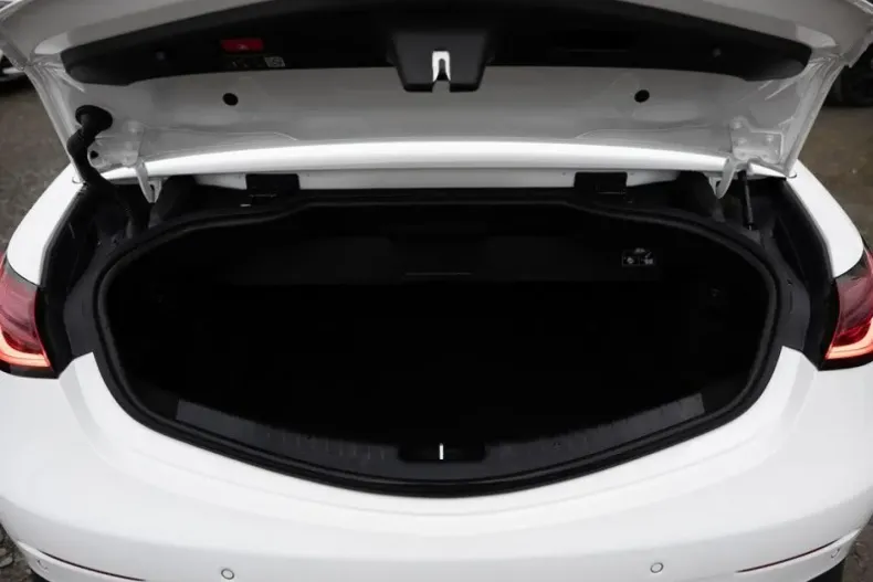 Mercedes-Benz CLE 200 (Clasa CLE) din 2024 cu 18.297 km - oferta MER181847 - foto 6