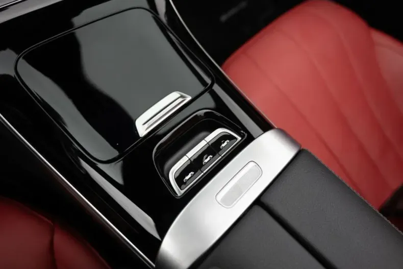 Mercedes-Benz CLE 200 (Clasa CLE) din 2024 cu 18.297 km - oferta MER181847 - foto 14