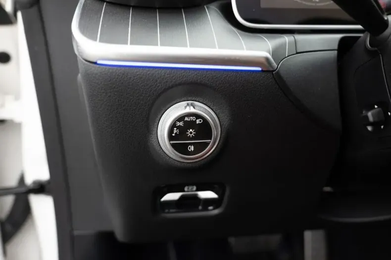 Mercedes-Benz CLE 200 (Clasa CLE) din 2024 cu 18.297 km - oferta MER181847 - foto 18