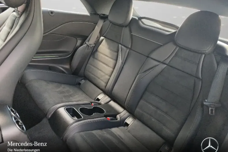 Mercedes-Benz CLE 200 (Clasa CLE) din 2024 cu 8.484 km - oferta MER181848 - foto 9