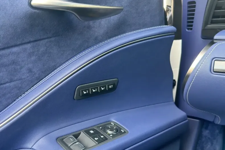 Lexus LC 500 din 2024 cu 8.100 km - oferta LEX181852 - foto 12