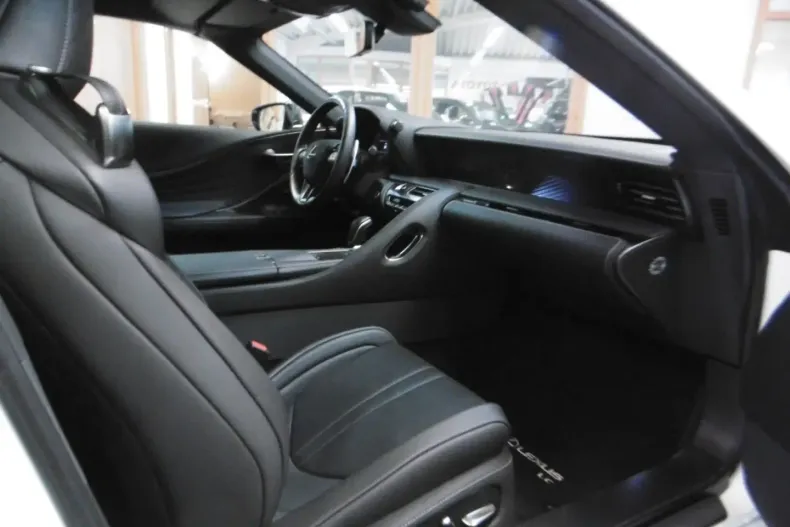 Lexus LC 500 din 2021 cu 31.679 km - oferta LEX181855 - foto 7