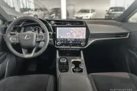 Lexus RZ din 2023 cu 19.000 km - oferta LEX181857 - foto 8