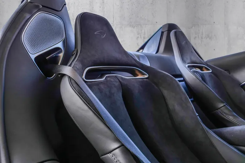 McLaren Artura din 2025 cu 50 km - oferta MCL181860 - foto 14