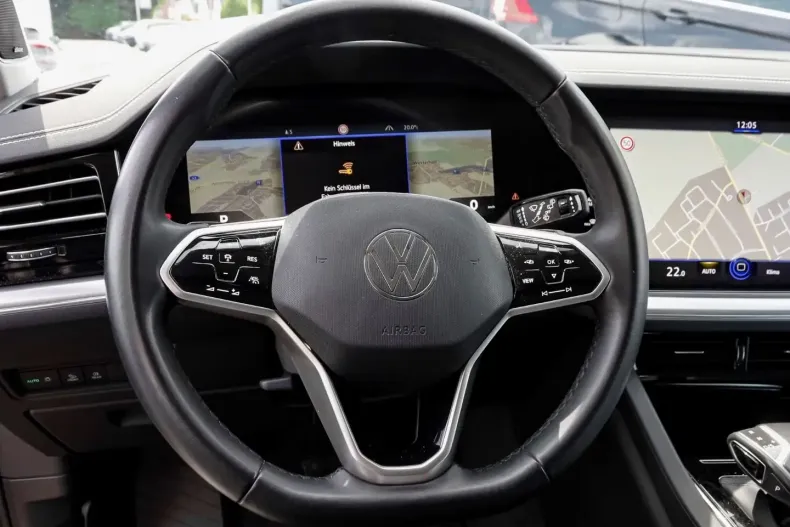 Volkswagen Touareg din 2022 cu 60.333 km - oferta VOL181868 - foto 9