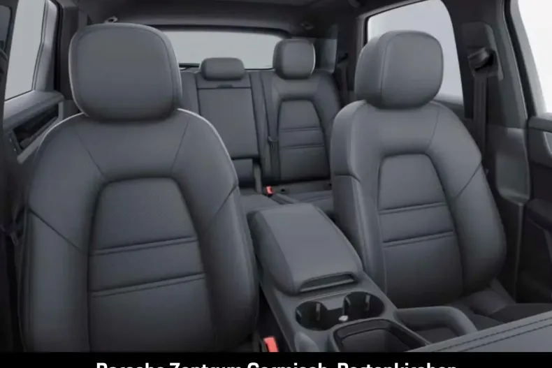 Porsche Cayenne din 2024 cu 23.831 km - oferta POR181869 - foto 10