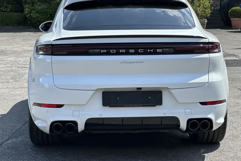 Porsche Cayenne din 2024 cu 15.900 km - oferta POR181872 - foto 24