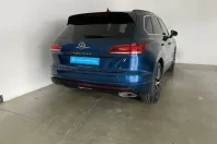 Volkswagen Touareg din 2022 cu 65.530 km - oferta VOL181874 - foto 2