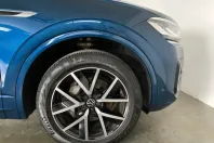 Volkswagen Touareg din 2022 cu 65.530 km - oferta VOL181874 - foto 3