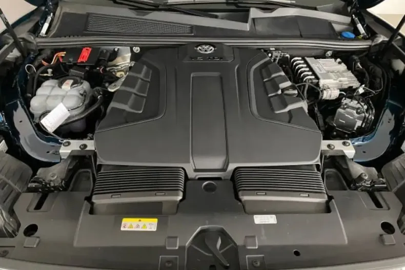 Volkswagen Touareg din 2022 cu 65.530 km - oferta VOL181874 - foto 14