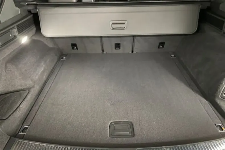 Volkswagen Touareg din 2022 cu 65.530 km - oferta VOL181874 - foto 15