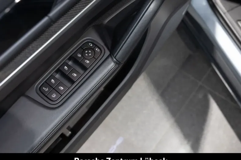 Porsche Cayenne din 2024 cu 42.915 km - oferta POR181875 - foto 15