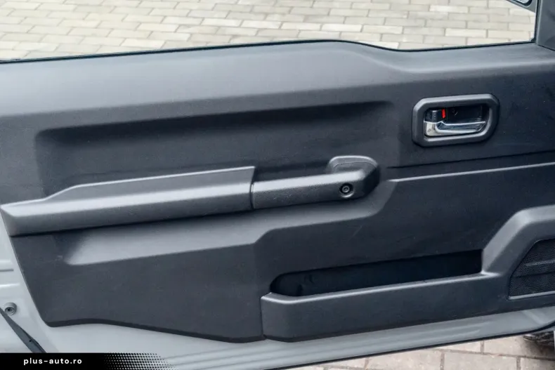 Suzuki Jimny din 2024 cu 5.100 km - oferta SUZ181879 - foto 15