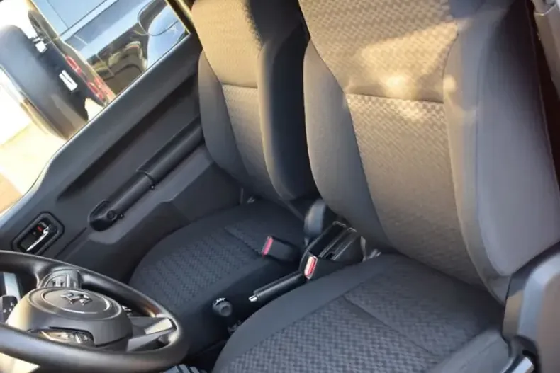 Suzuki Jimny din 2024 cu 13.900 km - oferta SUZ181880 - foto 12