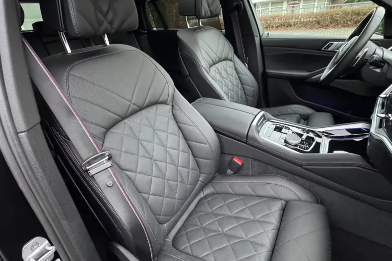 BMW X6 (Seria X) din 2024 cu 26.400 km - oferta BMW181882 - foto 17