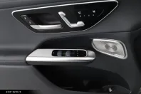 Mercedes-Benz GLC 300 (Clasa GLC) din 2024 cu 43.000 km - oferta MER181885 - foto 6