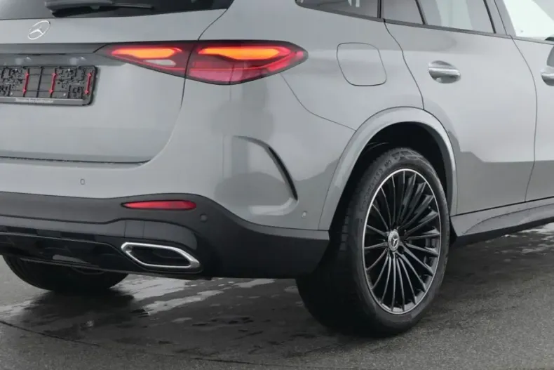 Mercedes-Benz GLC 300 (Clasa GLC) din 2024 cu 12.967 km - oferta MER181888 - foto 4