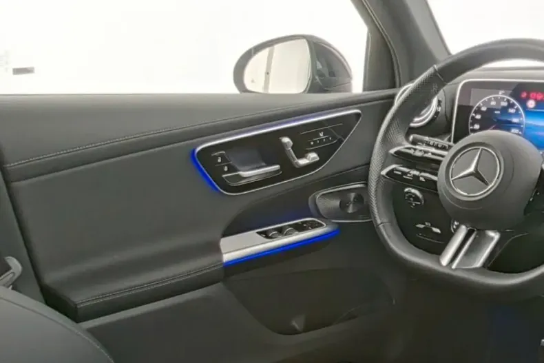 Mercedes-Benz GLC 300 (Clasa GLC) din 2024 cu 12.967 km - oferta MER181888 - foto 5