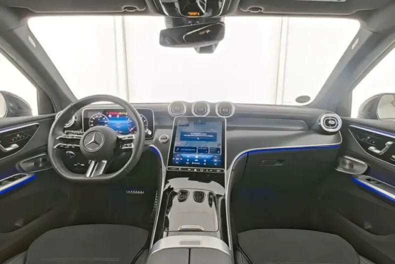 Mercedes-Benz GLC 300 (Clasa GLC) din 2024 cu 12.967 km - oferta MER181888 - foto 8