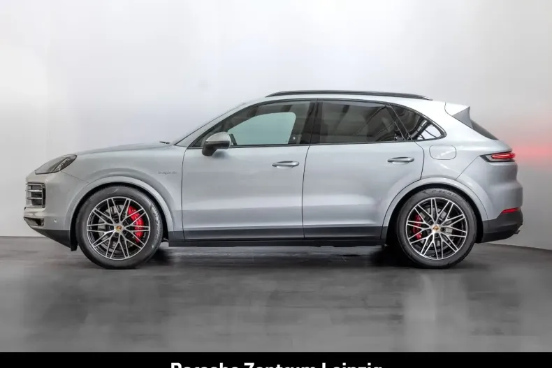 Porsche Cayenne din 2024 cu 16.657 km - oferta POR181893 - foto 2