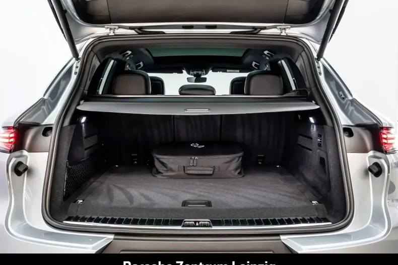 Porsche Cayenne din 2024 cu 16.657 km - oferta POR181893 - foto 12