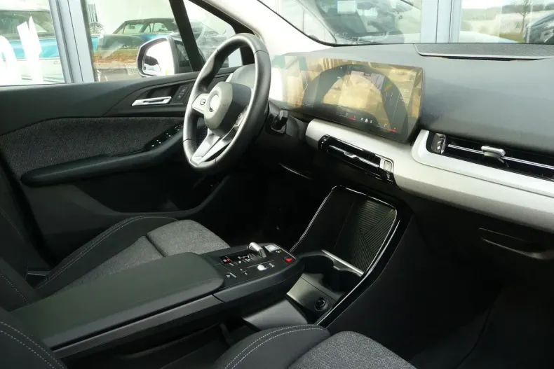 BMW 220 (Seria 2) din 2025 cu 21.700 km - oferta BMW181895 - foto 6