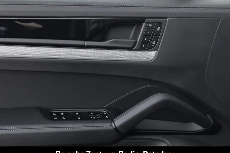 Porsche Cayenne din 2024 cu 32.995 km - oferta POR181896 - foto 18