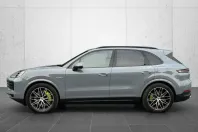 Porsche Cayenne din 2024 cu 37.950 km - oferta POR181898 - foto 2