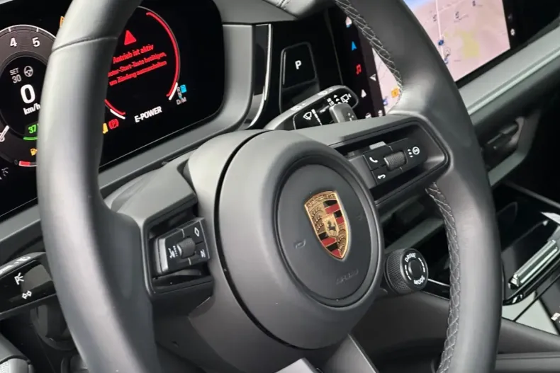 Porsche Cayenne din 2024 cu 37.950 km - oferta POR181898 - foto 13