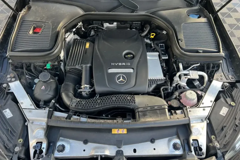 Mercedes-Benz GLC 300 (Clasa GLC) din 2021 cu 99.900 km - oferta MER181903 - foto 31