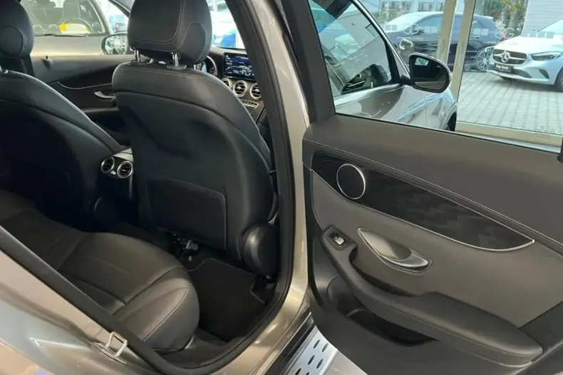 Mercedes-Benz GLC 300 (Clasa GLC) din 2021 cu 74.900 km - oferta MER181906 - foto 10