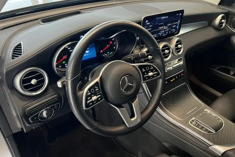 Mercedes-Benz GLC 300 (Clasa GLC) din 2021 cu 74.900 km - oferta MER181906 - foto 13