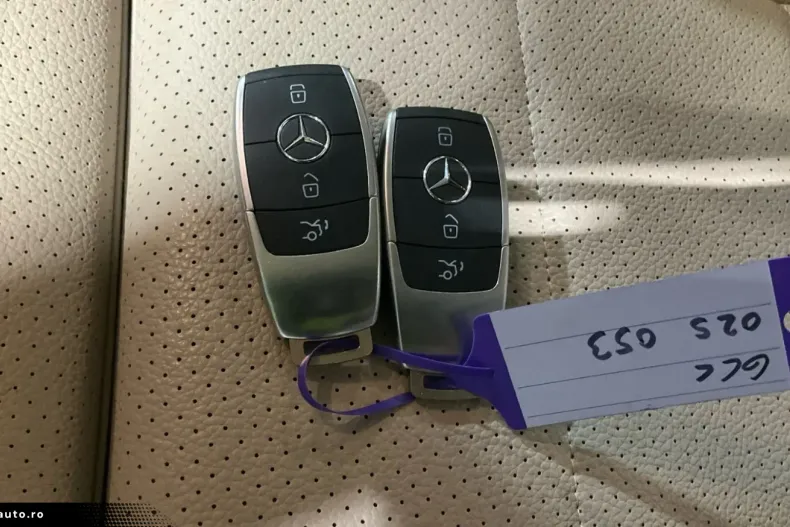 Mercedes-Benz GLC 300 (Clasa GLC) din 2021 cu 57.324 km - oferta MER181913 - foto 13