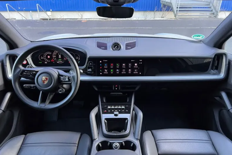 Porsche Cayenne din 2024 cu 25.400 km - oferta POR181918 - foto 19