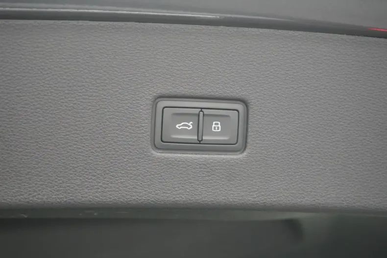 Audi RSQ8 din 2024 cu 71.020 km - oferta AUD181927 - foto 20