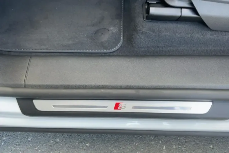 Audi SQ8 din 2024 cu 15.421 km - oferta AUD181929 - foto 18