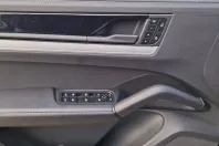 Porsche Cayenne din 2024 cu 23.122 km - oferta POR181933 - foto 15