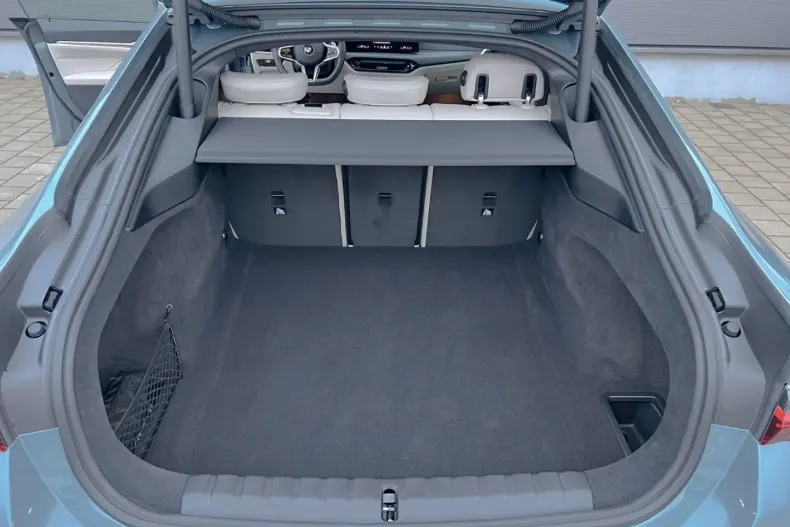 BMW 420 Gran Coupé (Seria 4) din 2024 cu 7.470 km - oferta BMW181935 - foto 36