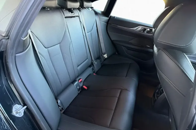 BMW 420 Gran Coupé (Seria 4) din 2022 cu 24.901 km - oferta BMW181942 - foto 7