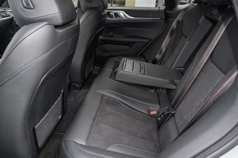 BMW 420 Gran Coupé (Seria 4) din 2023 cu 34.043 km - oferta BMW181945 - foto 13