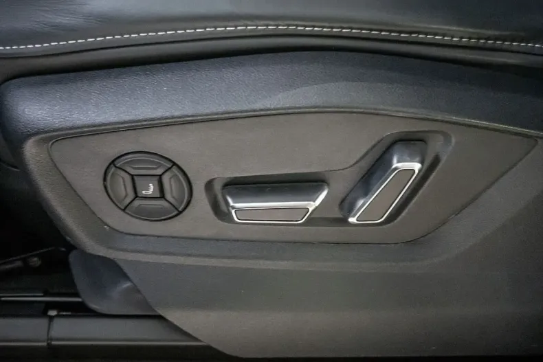 Audi SQ8 din 2023 cu 36.943 km - oferta AUD181950 - foto 21