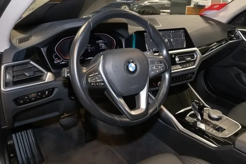 BMW 420 Gran Coupé (Seria 4) din 2022 cu 69.207 km - oferta BMW181951 - foto 3