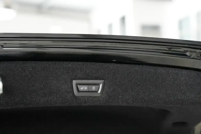 BMW 740 (Seria 7) din 2025 cu 34.929 km - oferta BMW181953 - foto 36