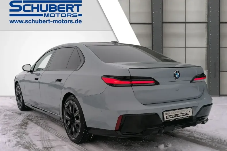 BMW 740 (Seria 7) din 2025 cu 15.000 km - oferta BMW181954 - foto 3