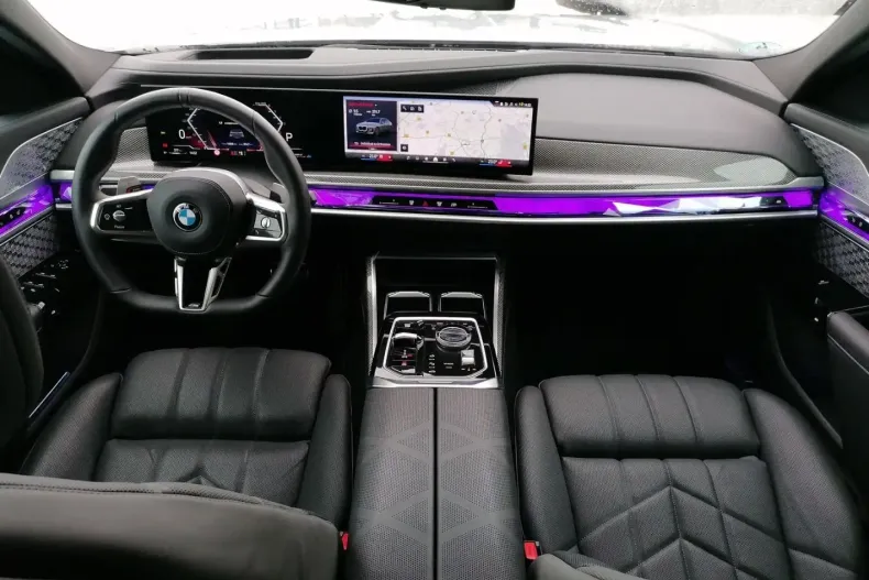 BMW 740 (Seria 7) din 2025 cu 15.000 km - oferta BMW181954 - foto 8