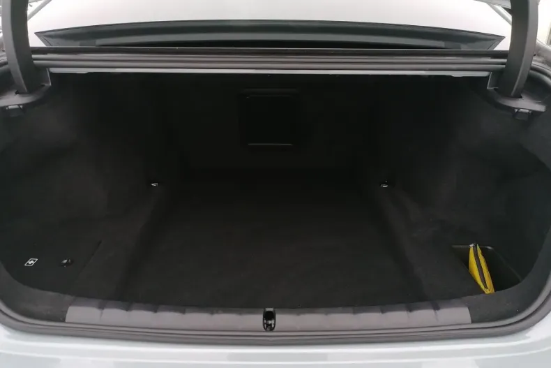 BMW 740 (Seria 7) din 2025 cu 15.000 km - oferta BMW181954 - foto 13