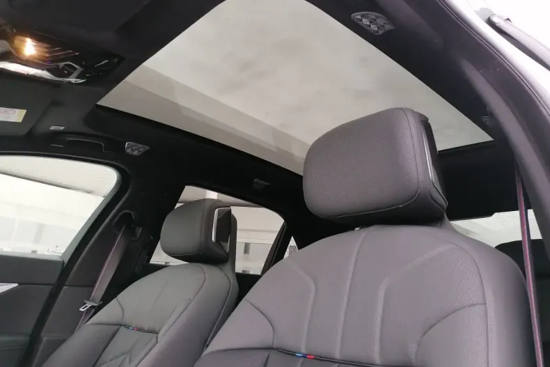 BMW 740 (Seria 7) din 2025 cu 15.000 km - oferta BMW181954 - foto 18