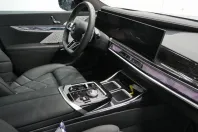 BMW 740 (Seria 7) din 2024 cu 8.206 km - oferta BMW181955 - foto 9